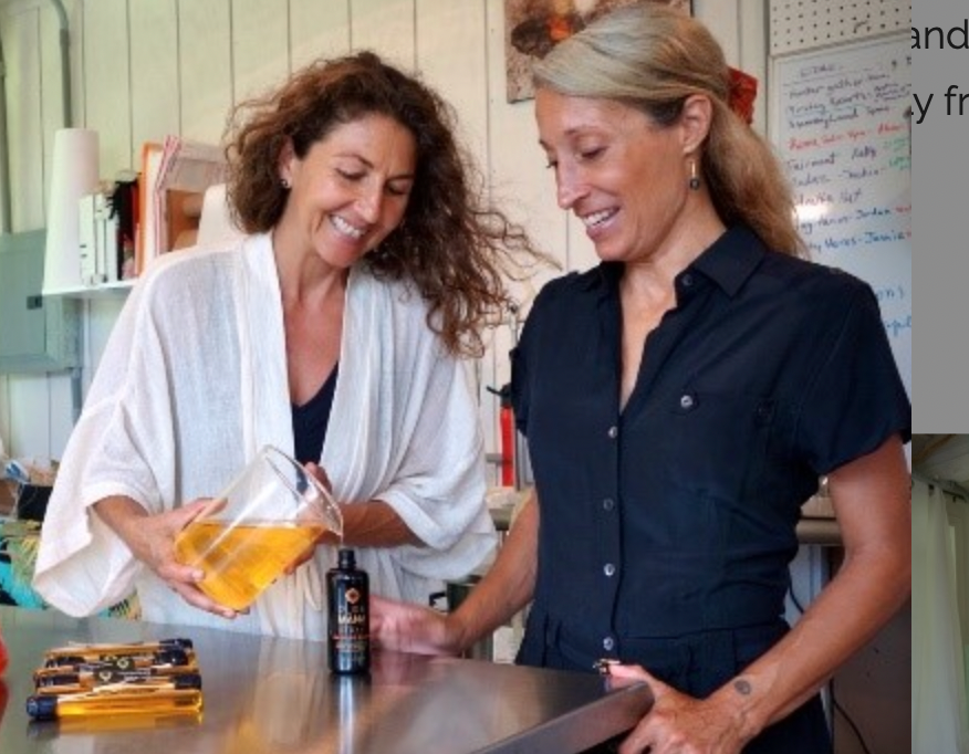 mac-nuts-on-deck-closeup Snacks, Health food, Superfoods, Organic coffee, Organic nuts, Kona coffee, Organic oil, Organic macadamia nut oil, Organic macadamia nuts, Dehydrated nuts, Balanced omegas, Farm direct, Big island